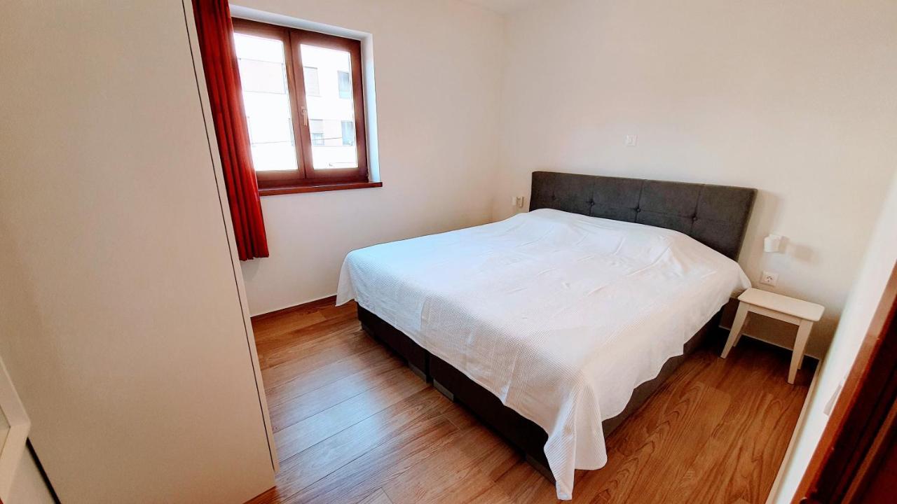 Luxury Apartment - Few Minutes From The Sea Porec Exterior photo