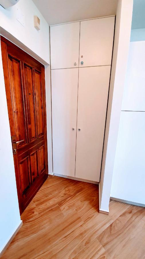 Luxury Apartment - Few Minutes From The Sea Porec Exterior photo